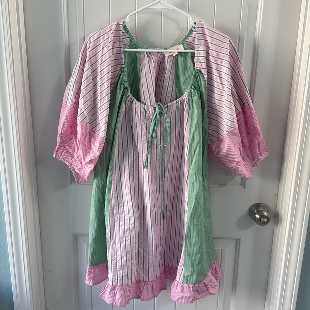 Women’s dress